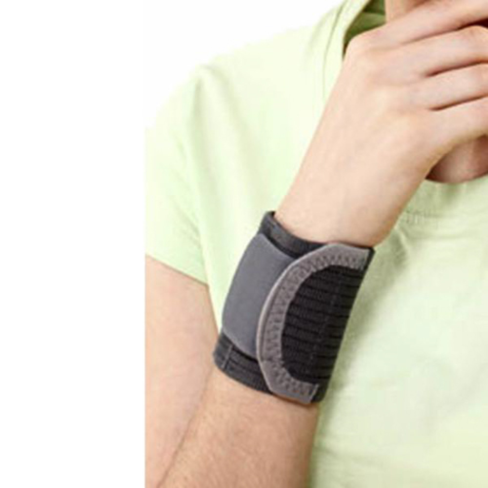 Tynor E-05 Wrist Brace with Double Lock